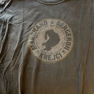 Boston sports apparel shirt size large